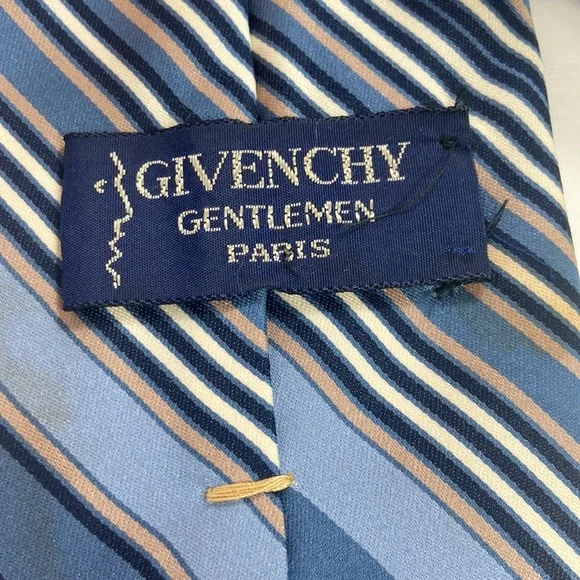 Vintage Givenchy Gentleman Paris neck tie - Picture 4 of 6